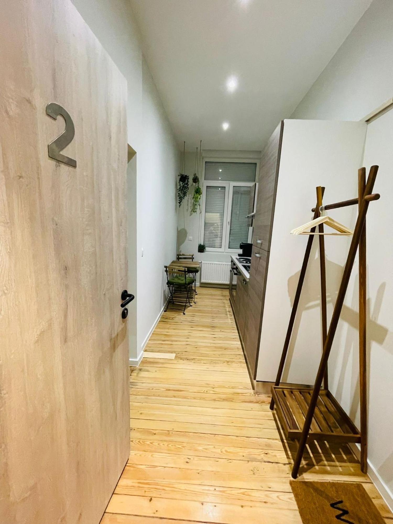 Appartement Exotique Avec Bain Balneo Льеж Экстерьер фото